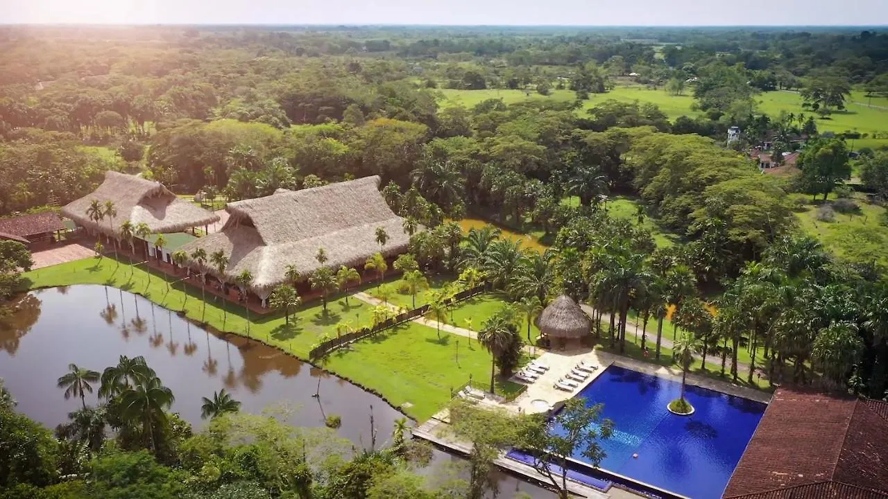 Hotel Reserva De Piedemonte ビリャビセンシオ